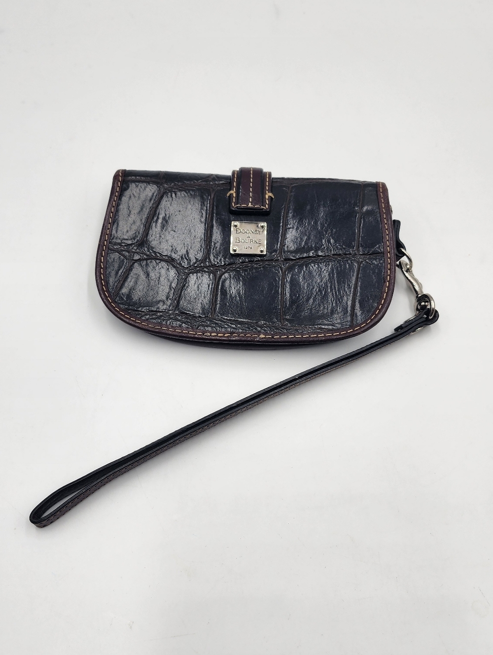 Dooney & Bourke Brown Leather Croc Embossed Wristlet Clutch Wallet Vintage - Picture 12 of 14